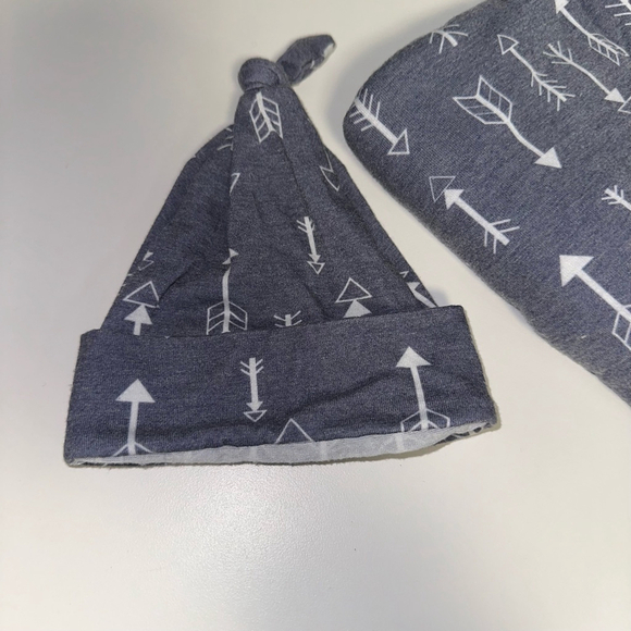 Baby Wonder Nation Hat & Swaddle Set One Size Gray Blue Arrow Print Boy Unisex - Picture 3 of 5